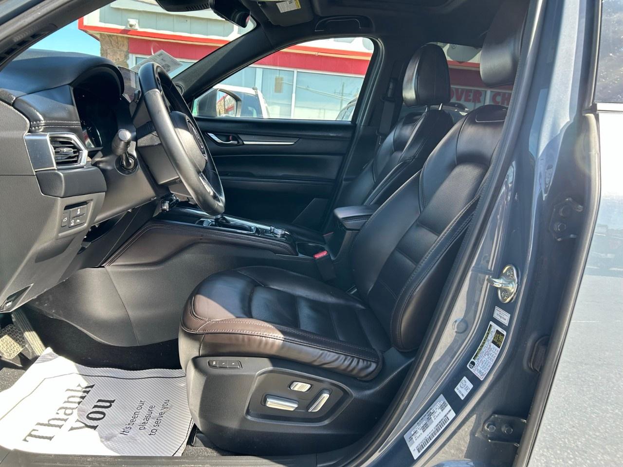 2022 Mazda CX-5 Signature AWD Photo