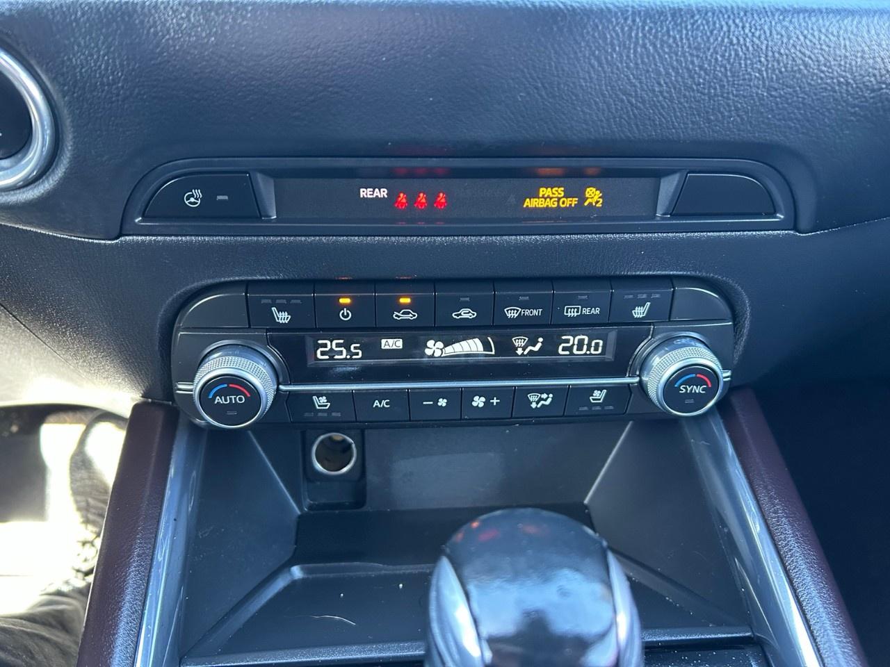 2022 Mazda CX-5 Signature AWD Photo