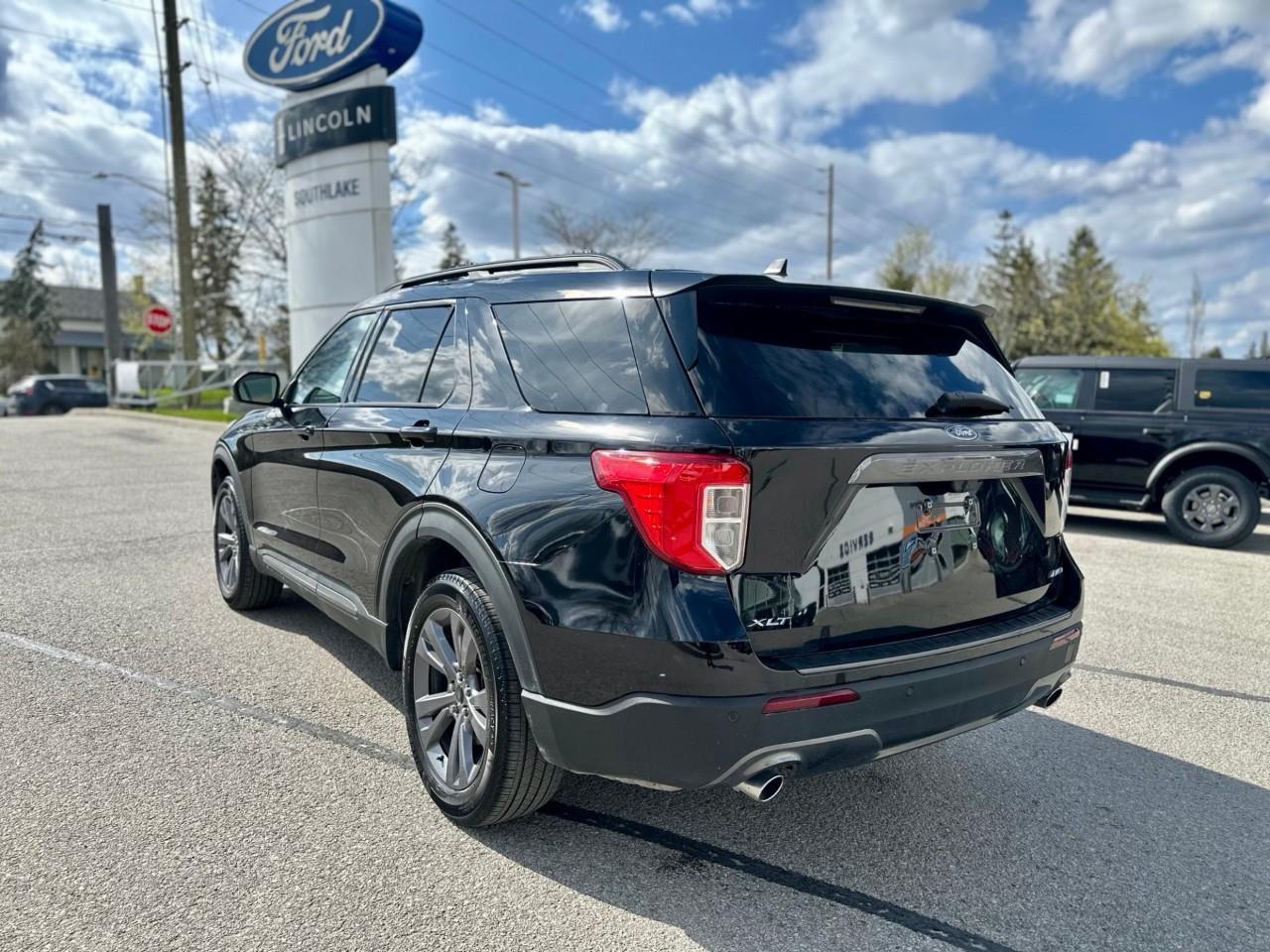 2022 Ford Explorer XLT 4DR 4X4 Photo