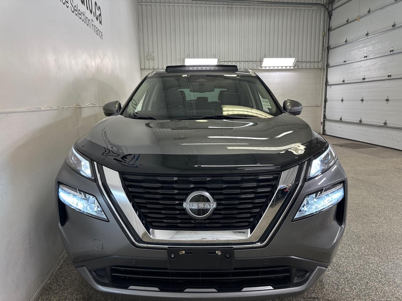 2023 Nissan Rogue SL Photo