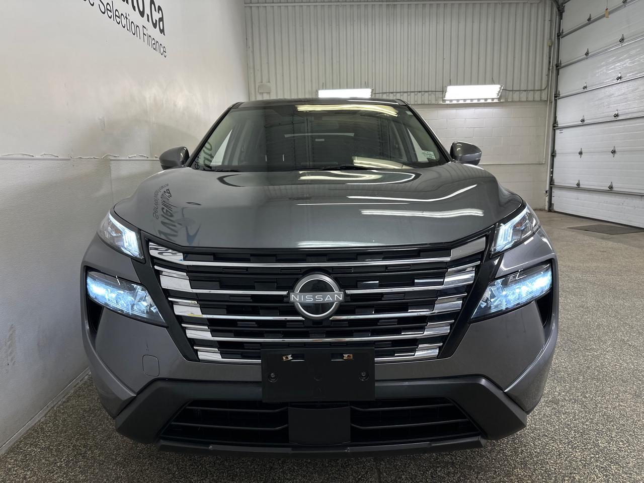 2024 Nissan Rogue S Photo