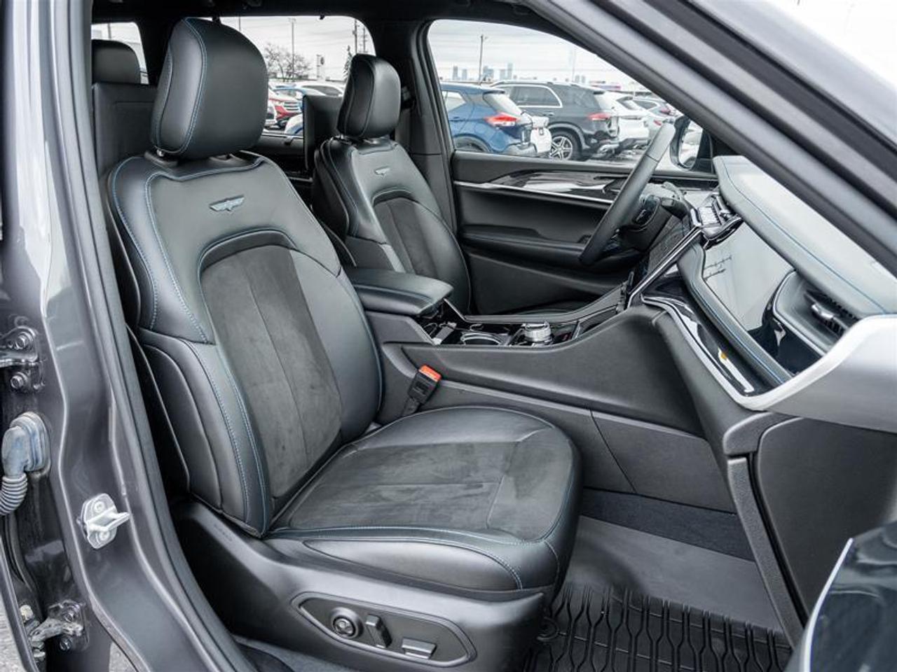 2022 Jeep Grand Cherokee 4xe Trailhawk 4dr 4x4 Photo