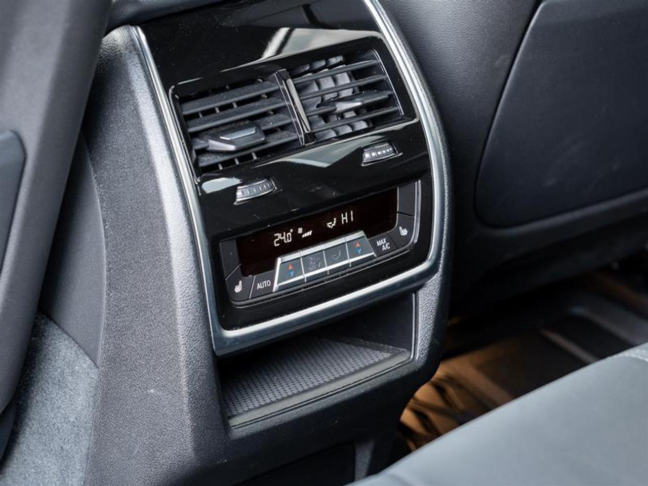 2022 BMW X5 xDrive40i 4dr All-Wheel Drive Sports Activity Vehicle Photo