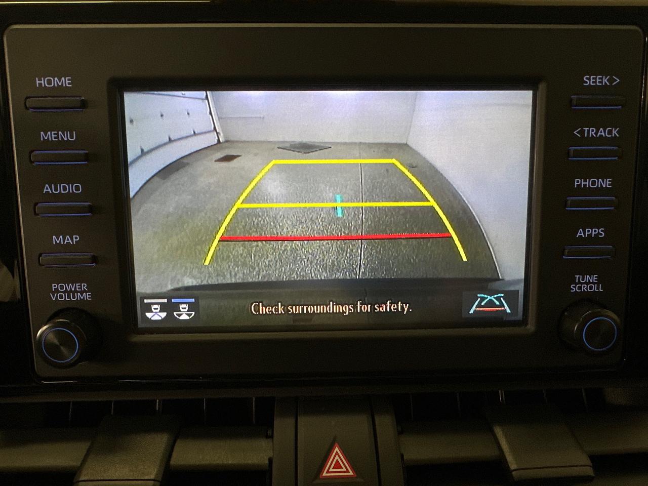 2022 Toyota RAV4 LE Photo
