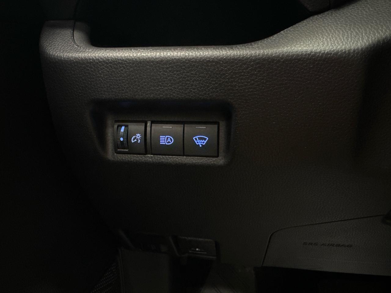 2022 Toyota RAV4 LE Photo