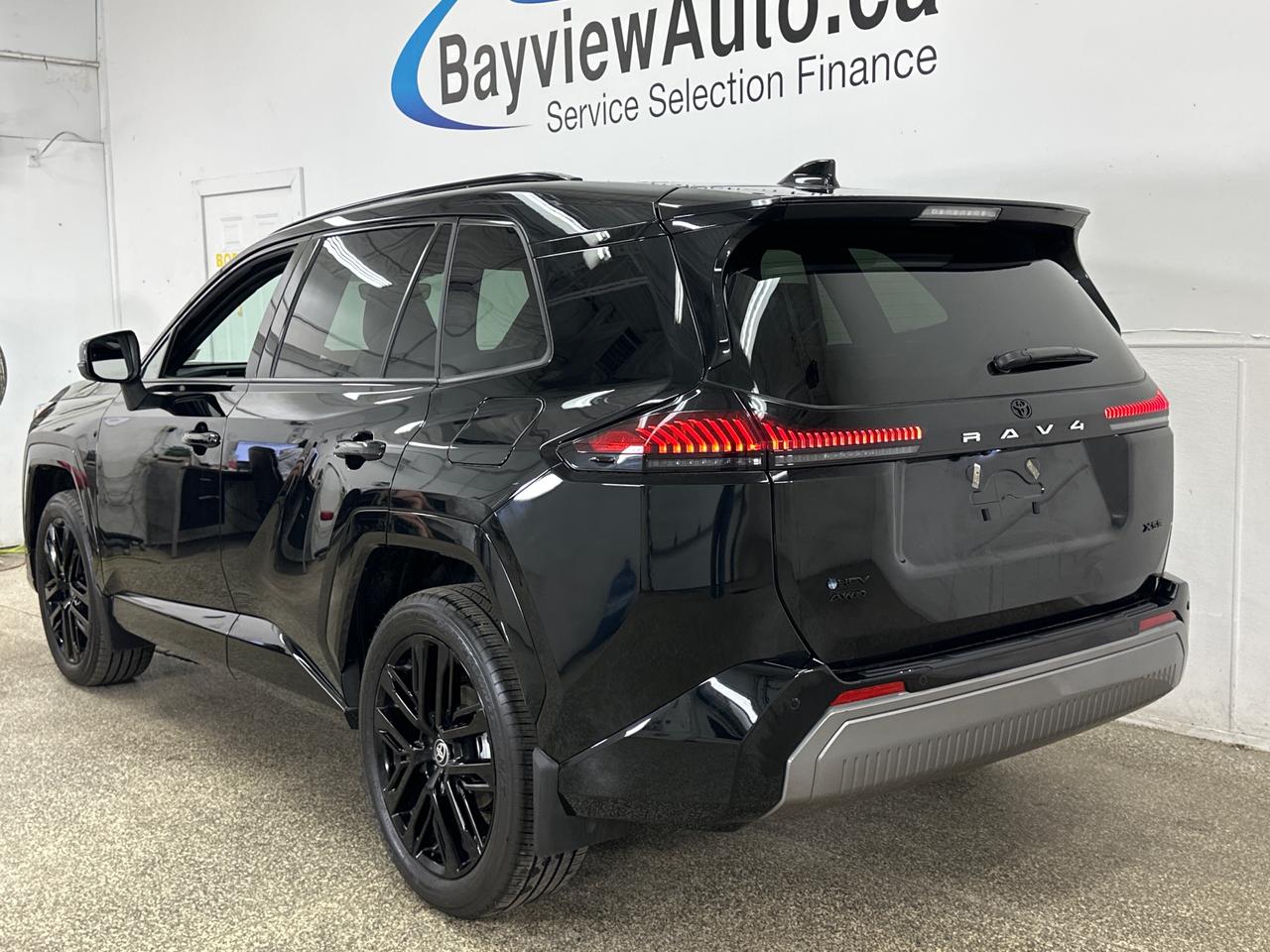 2026 Toyota RAV4 XSE Photo4