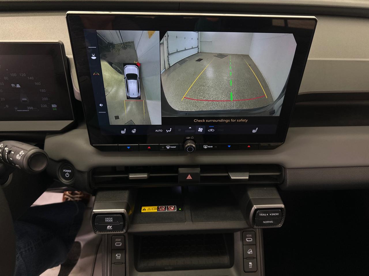 2026 Toyota RAV4 XSE Photo