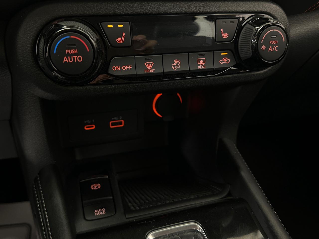 2024 Nissan Kicks SR 4dr Front-Wheel Drive Photo