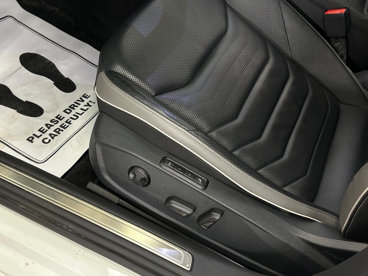 2021 Volkswagen Arteon Execline 4dr 4MOTION Sedan Photo