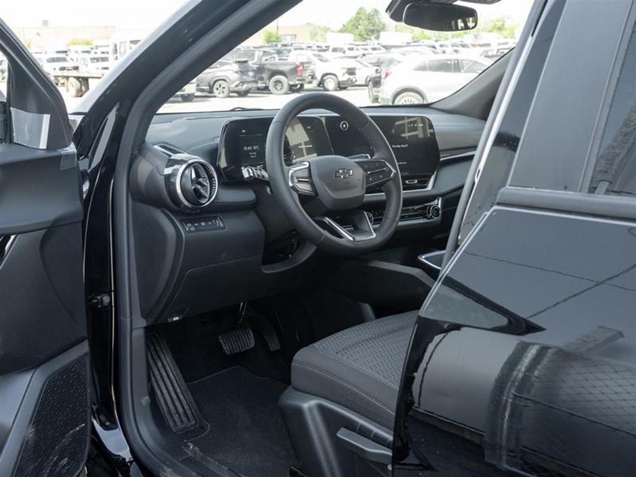 2026 Chevrolet Equinox LT 4dr All-Wheel Drive Photo