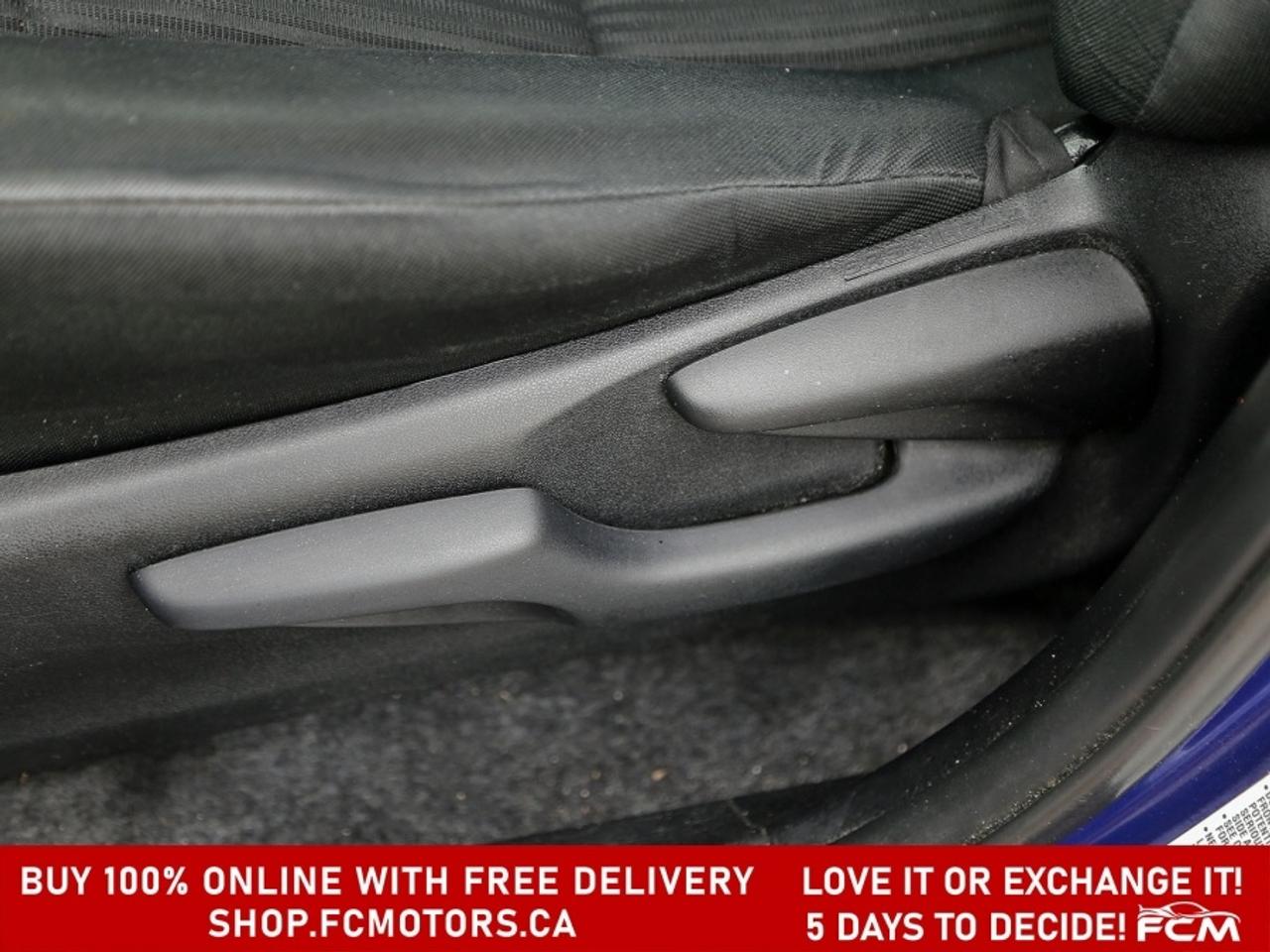 2015 Toyota RAV4 LE ~AUTOMATIC, FULLY CERTIFIED WITH WARRANTY!!!!~ Photo