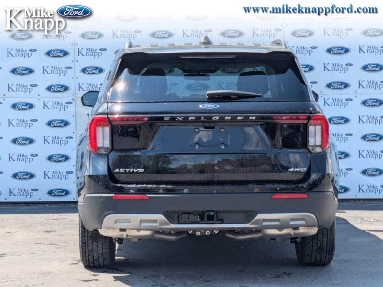 2026 Ford Explorer Active Photo3