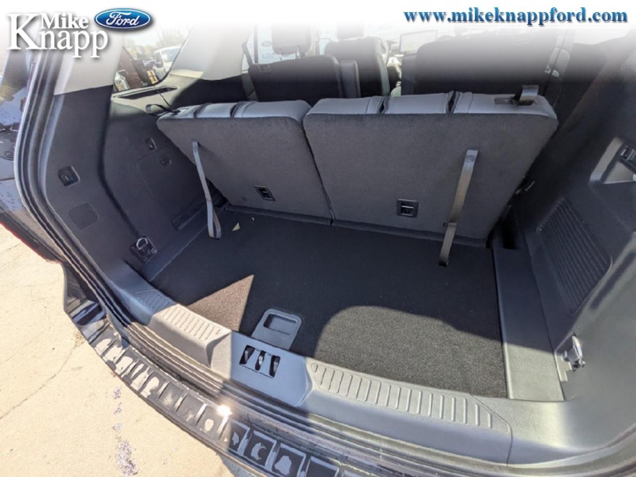 2026 Ford Explorer Active Photo