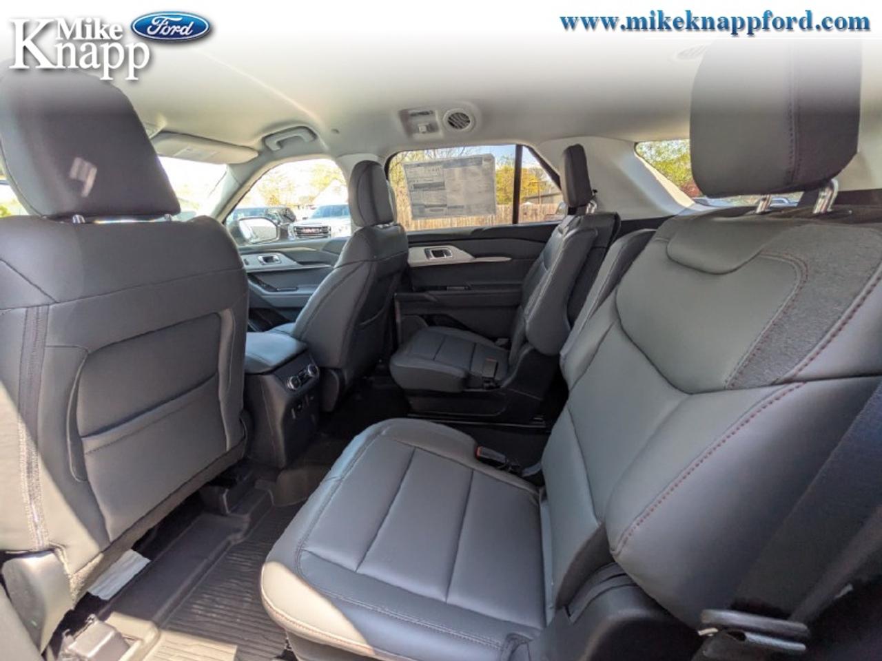 2026 Ford Explorer Active Photo