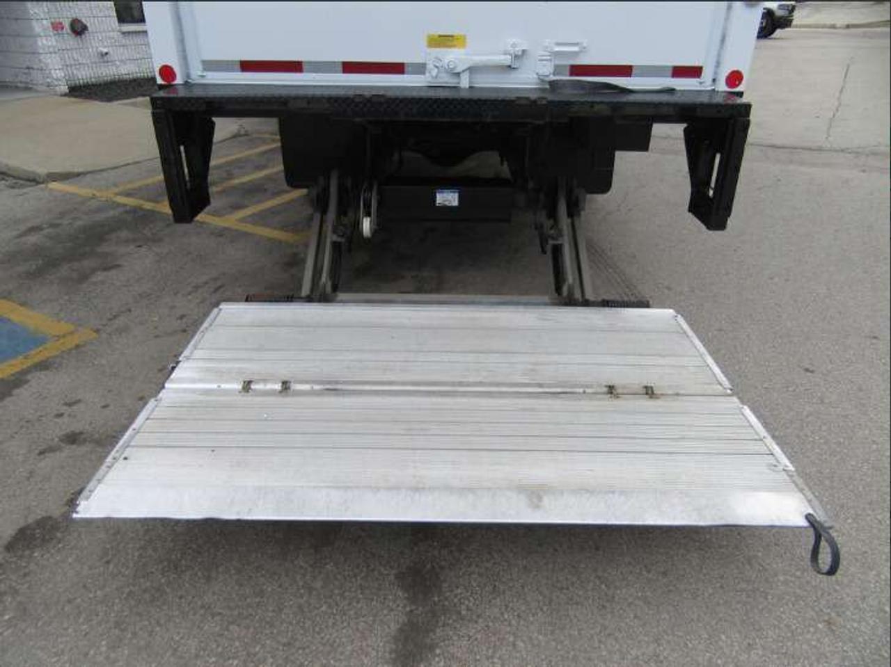 2022 Ford F-650 DIESEL 20FT HIGH & WIDE BOX LARGE POWER LIFTGATE Photo