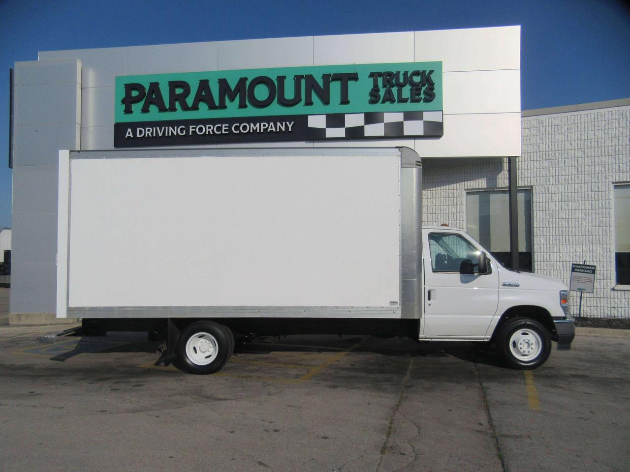 2021 Ford E-450 GAS 16 FT MULTIVAN HIGH BOX CUBE VAN WITH RAMP Photo