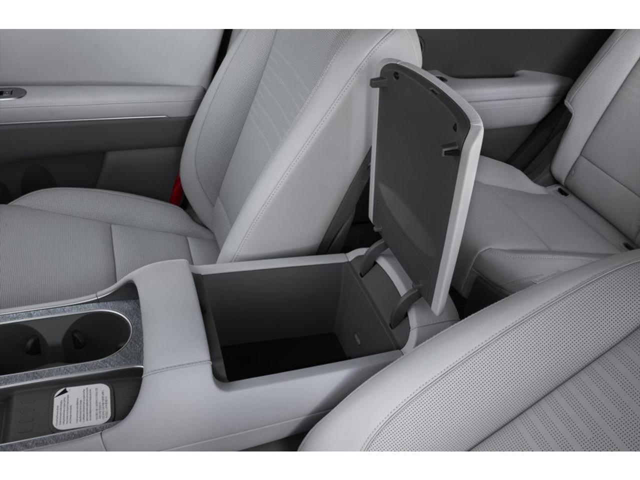 2026 Hyundai Palisade HEV Luxury 7 Passenger 4dr All-Wheel Drive Photo