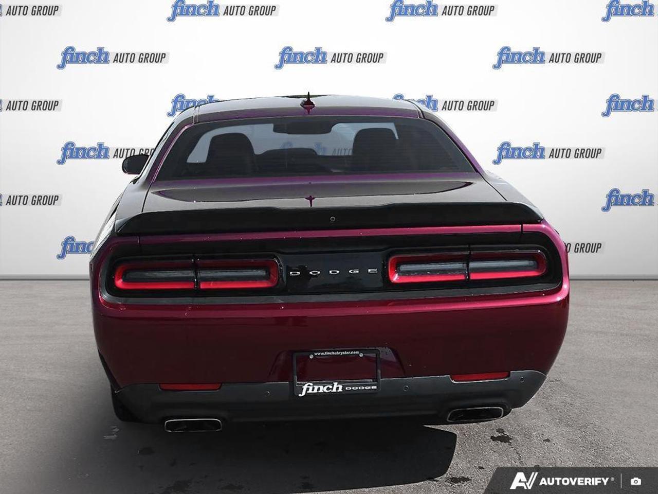 2020 Dodge Challenger R/T 2dr Rear-Wheel Drive Coupe Photo4