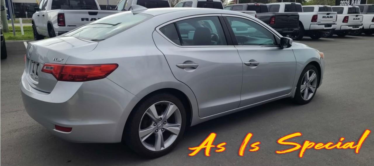 2014 Acura ILX Base w/Premium Package (A5) 4dr Sedan Photo4