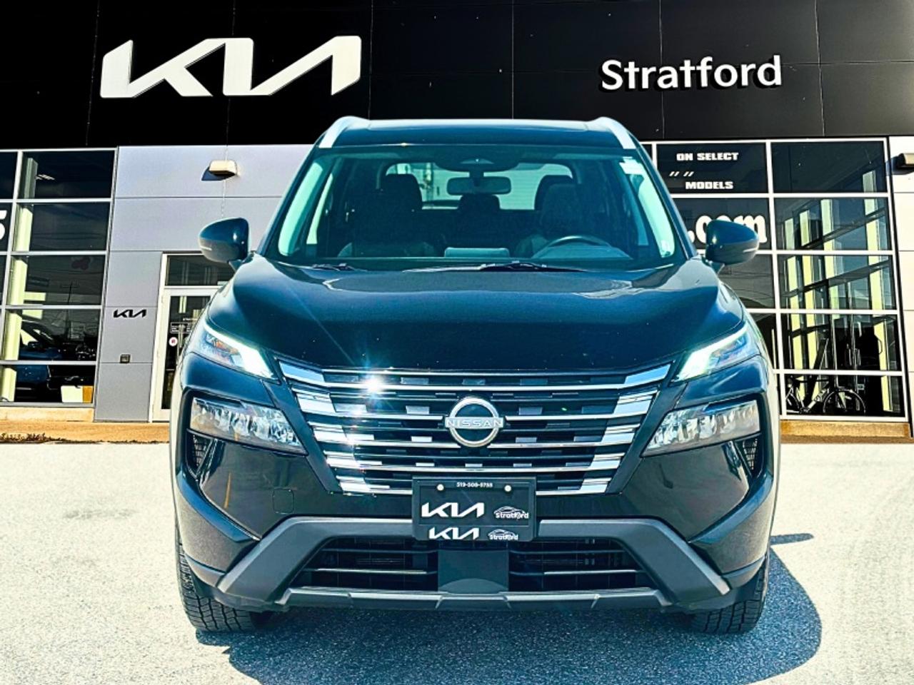2025 Nissan Rogue SV MOONROOF Photo