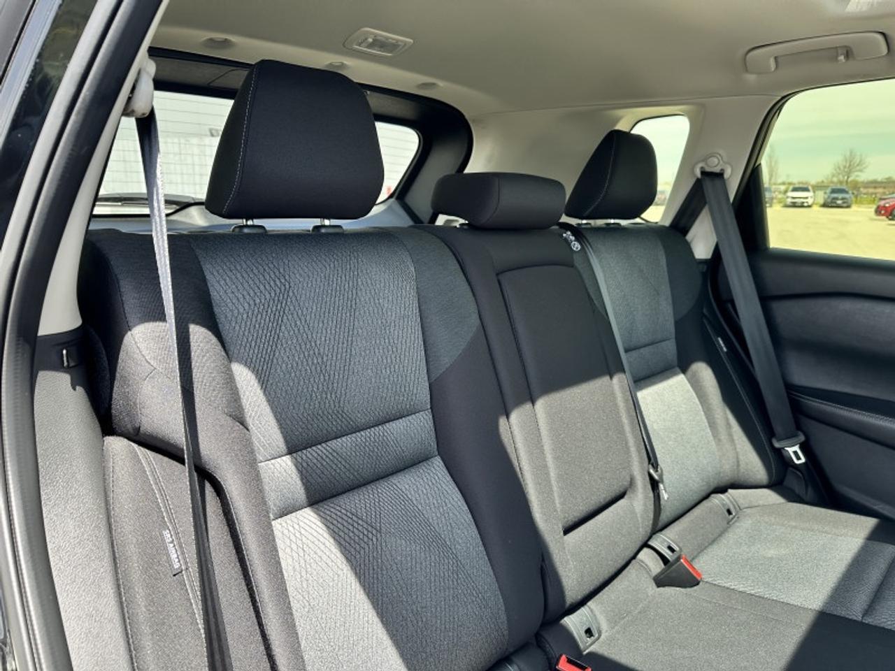 2025 Nissan Rogue SV MOONROOF Photo