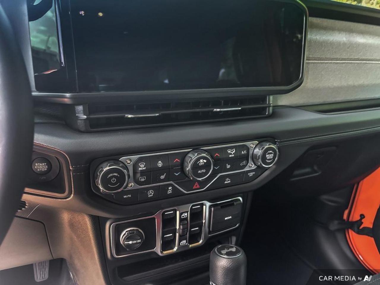 2026 Jeep Wrangler SAHARA 4DR 4X4 Photo