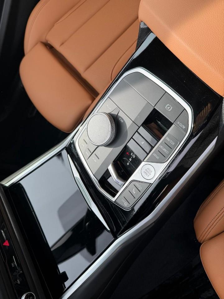 2023 BMW 230 i xDrive 2dr All-Wheel Drive Coupe Photo