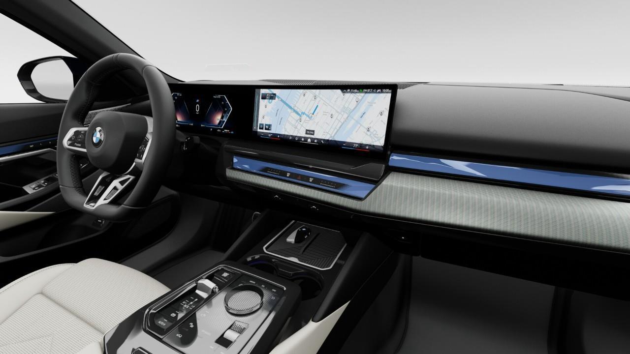 2027 BMW 530 i xDrive 4dr All-Wheel Drive Sedan Photo