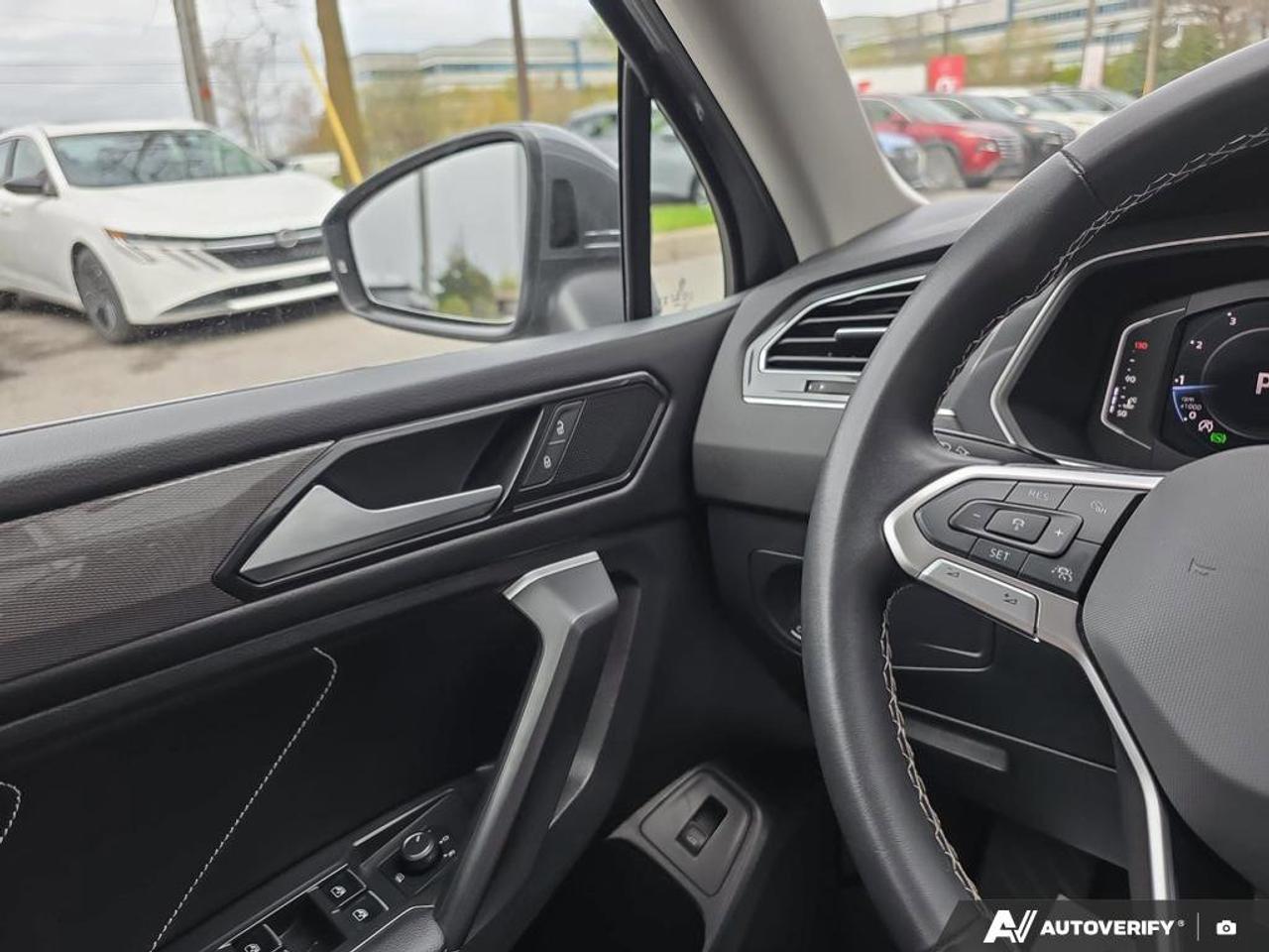 2024 Volkswagen Tiguan Comfortline | Apple Car Play | Android Auto | Heated Seats | Photo