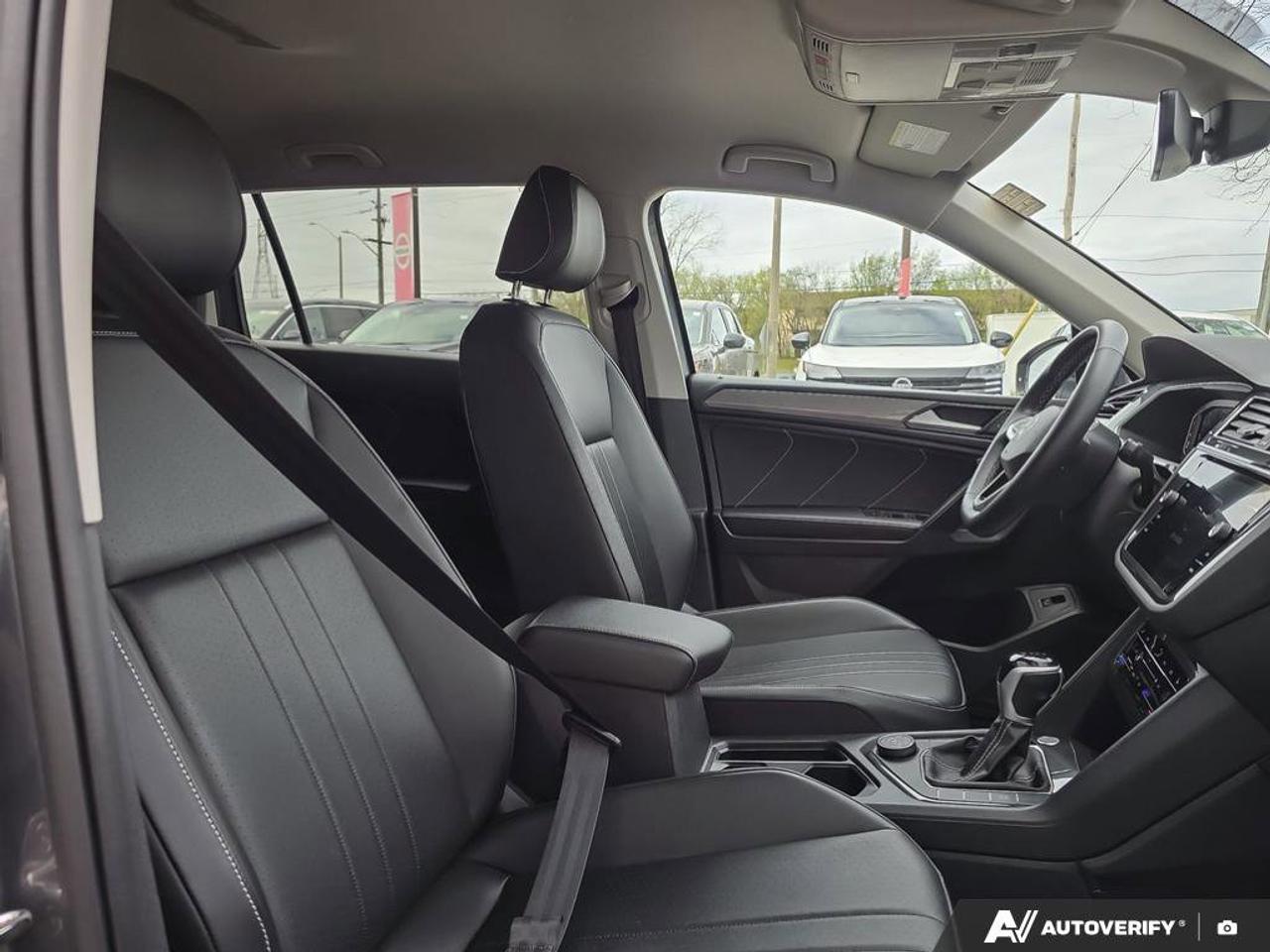 2024 Volkswagen Tiguan Comfortline | Apple Car Play | Android Auto | Heated Seats | Photo