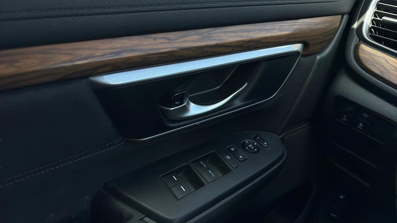 2017 Honda CR-V AWD 5dr EX Photo