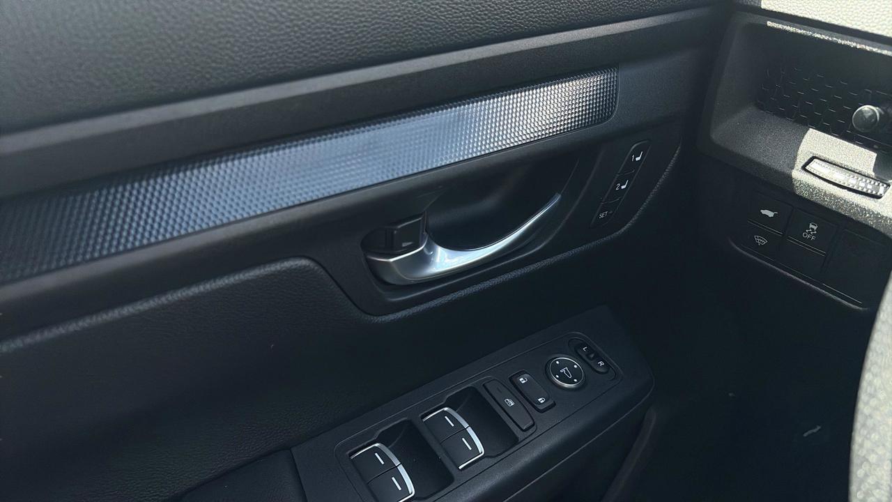 2025 Honda CR-V Hybrid EX-L AWD Photo