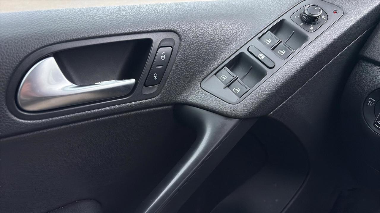 2017 Volkswagen Tiguan 4Motion Photo