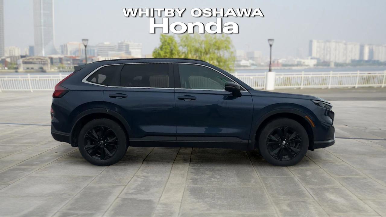 2025 Honda CR-V Hybrid Touring AWD Photo