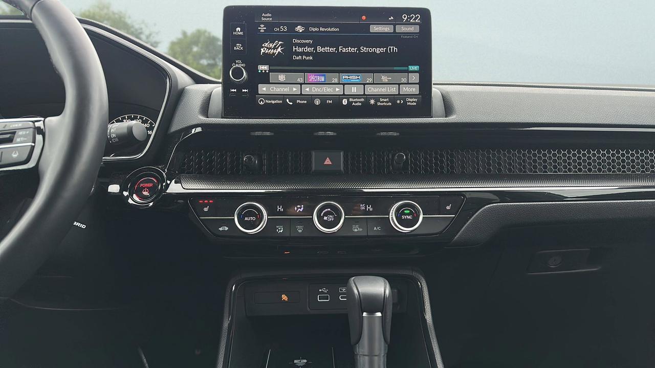 2025 Honda CR-V Hybrid Touring AWD Photo