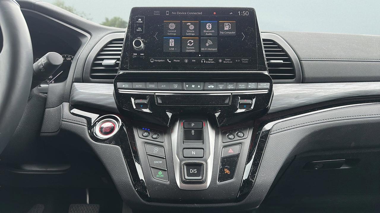 2025 Honda Odyssey Black Edition Auto Photo