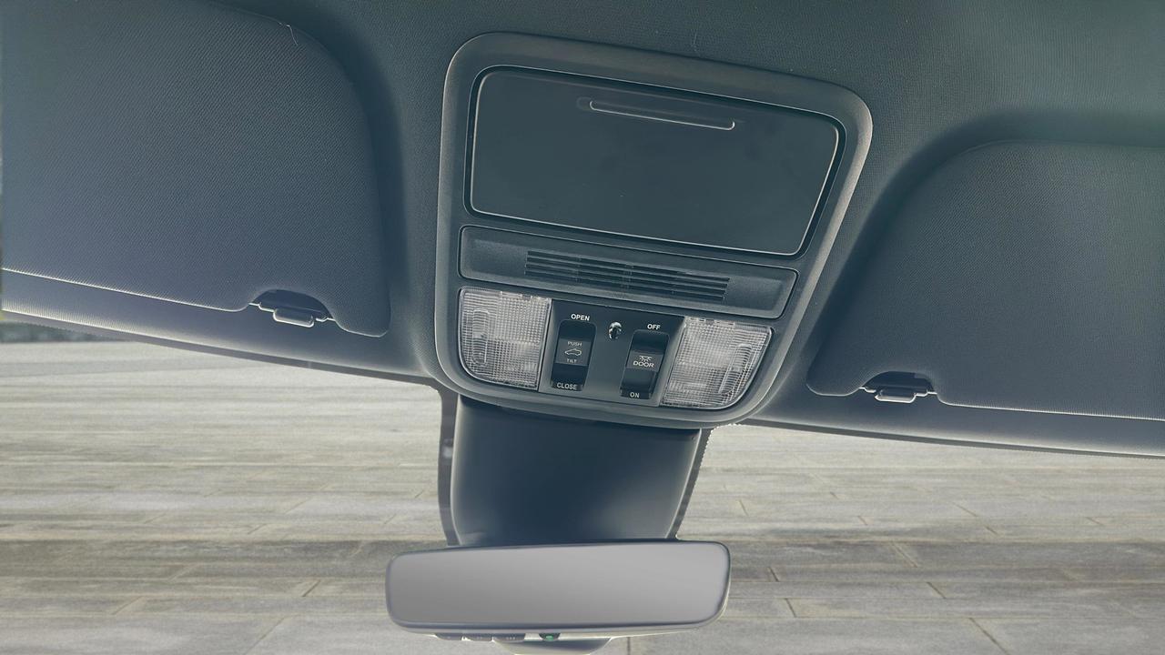 2025 Honda Odyssey Black Edition Auto Photo
