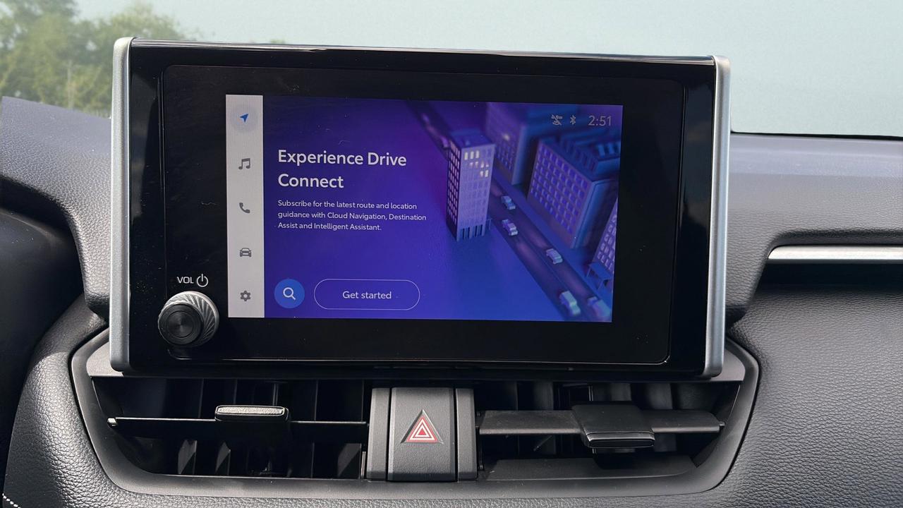 2024 Toyota RAV4 XLE AWD Photo