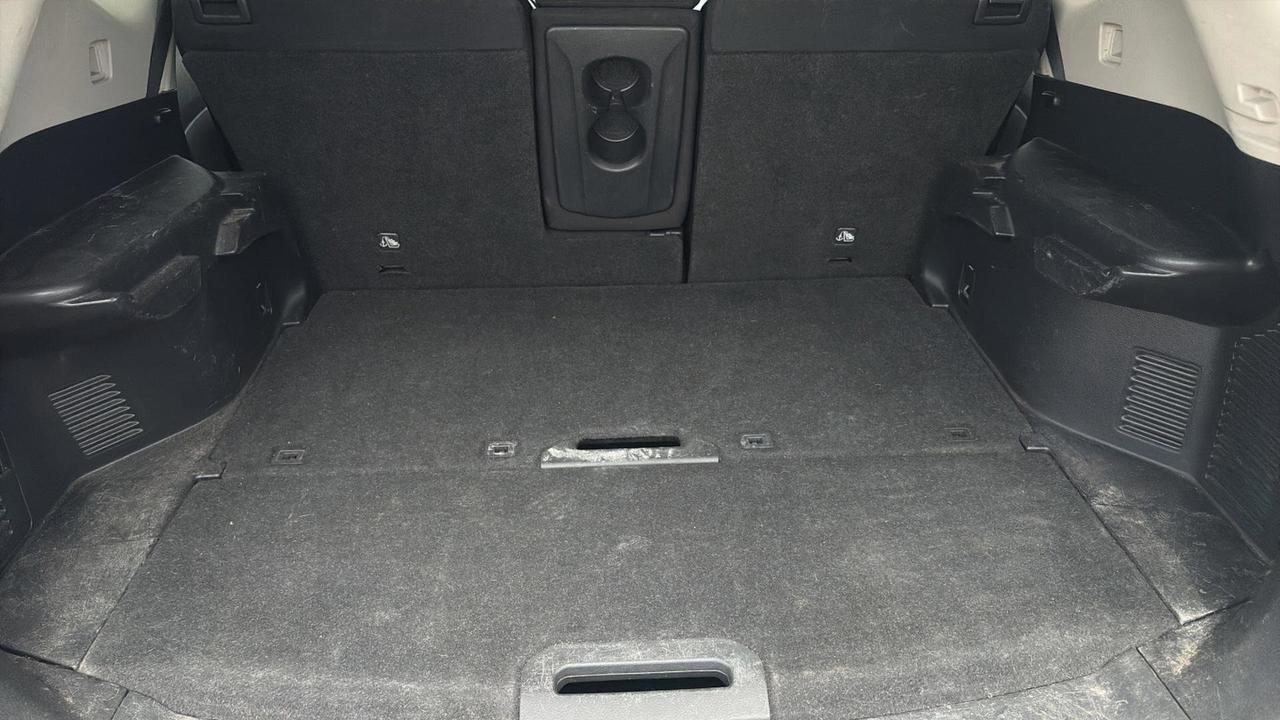 2017 Nissan Rogue  Photo
