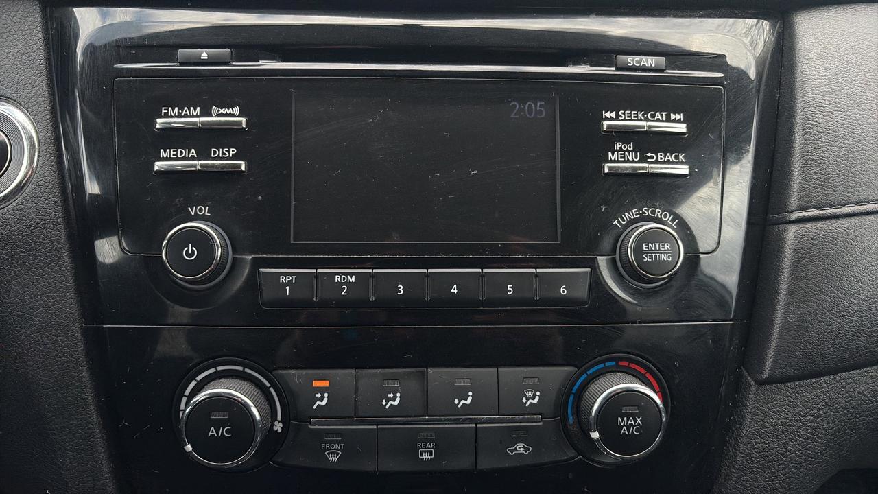 2017 Nissan Rogue  Photo