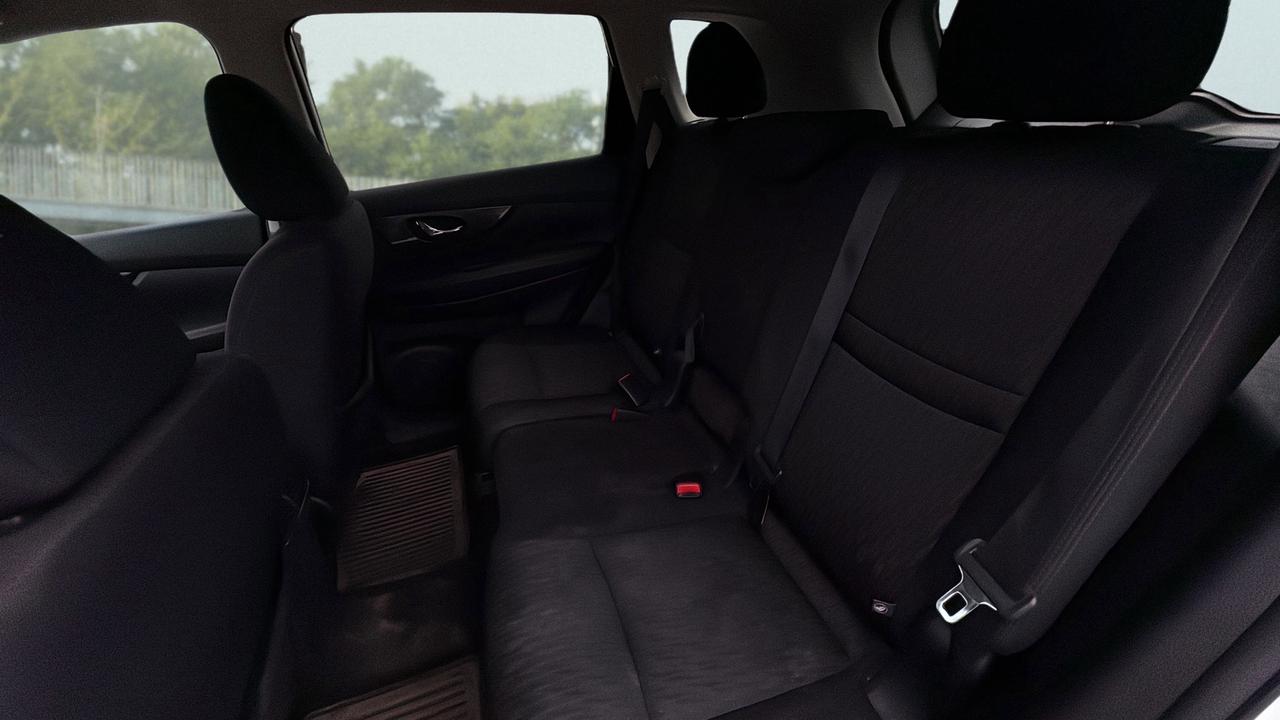 2017 Nissan Rogue  Photo
