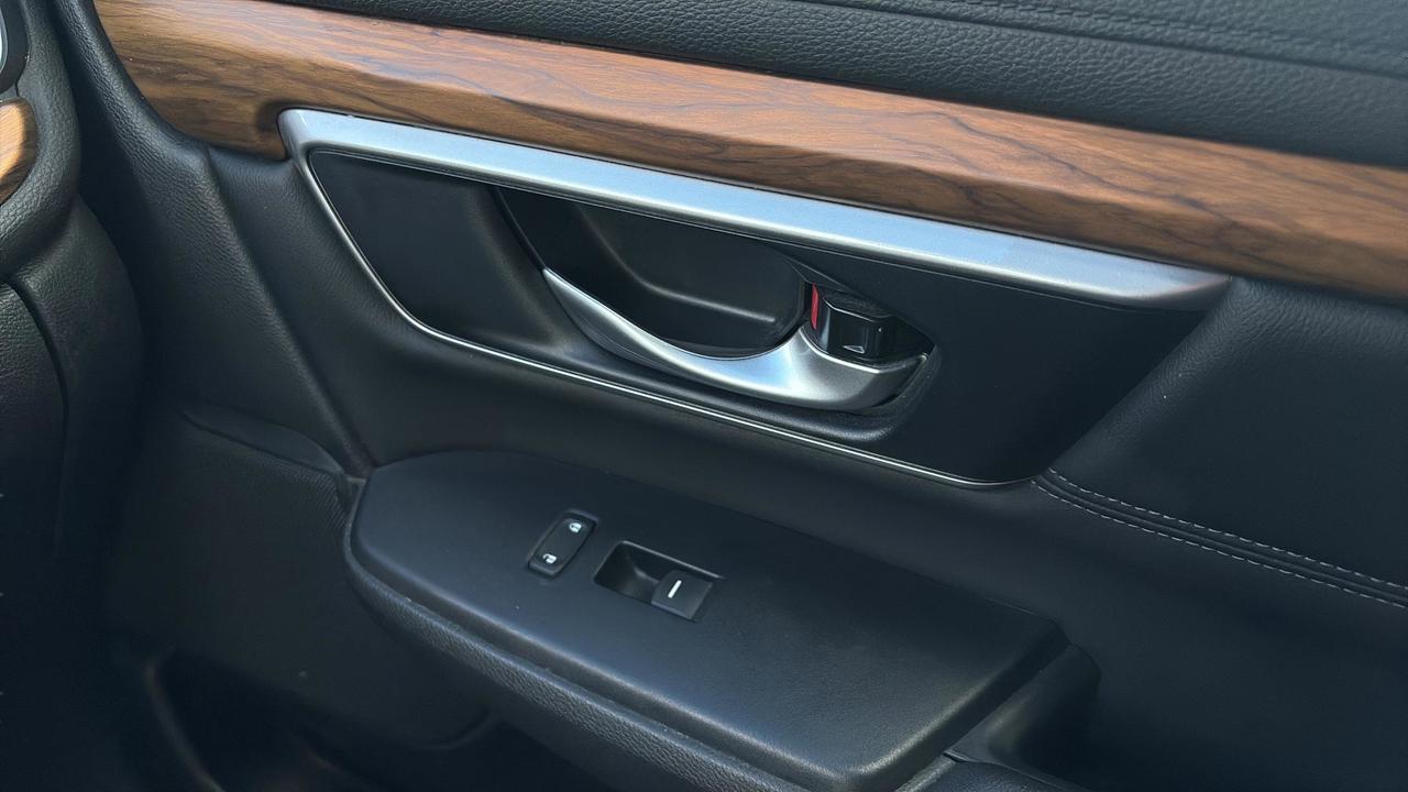 2019 Honda CR-V Touring AWD Photo