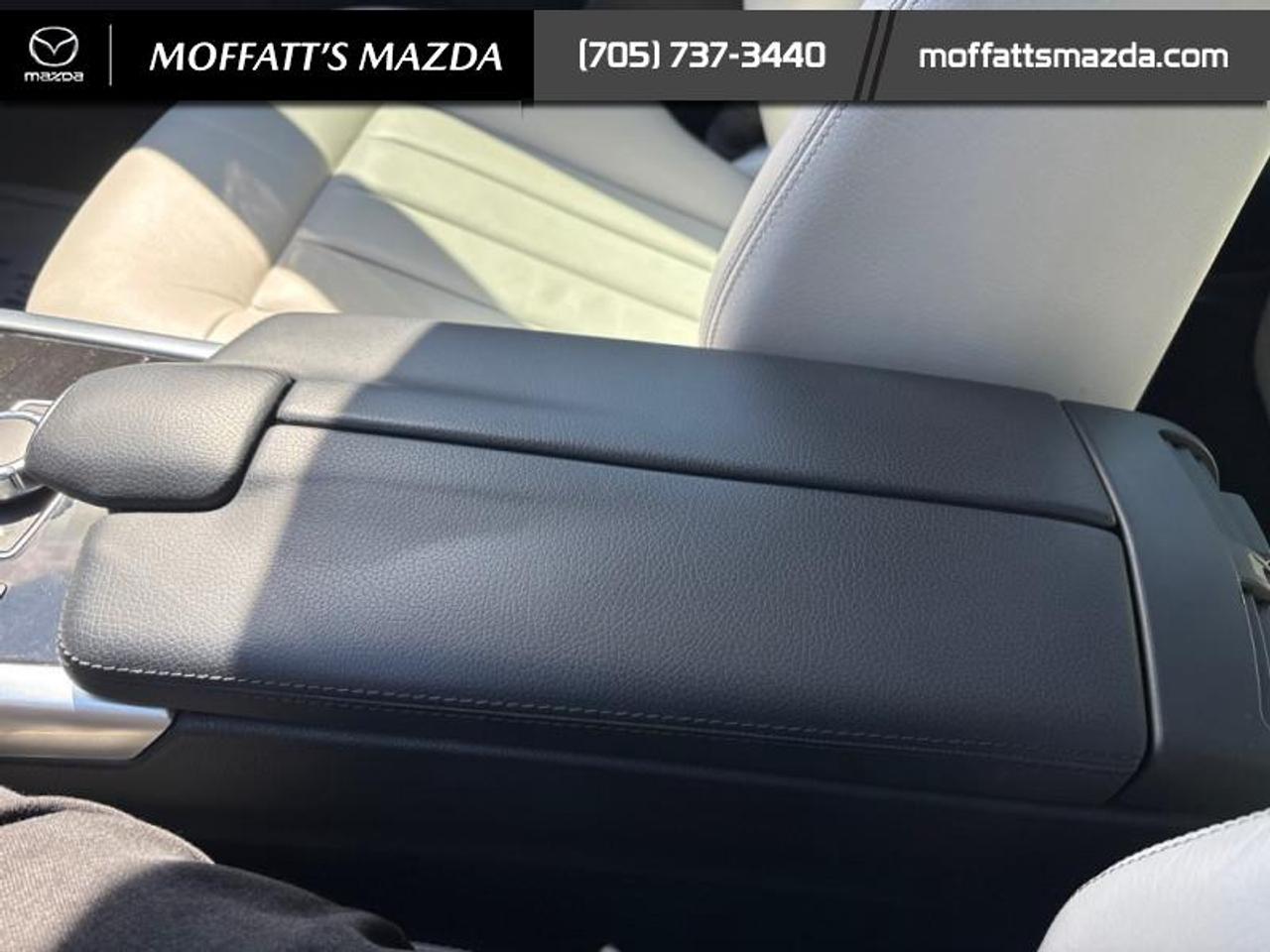 2016 Mercedes-Benz E E 400 4MATIC Photo