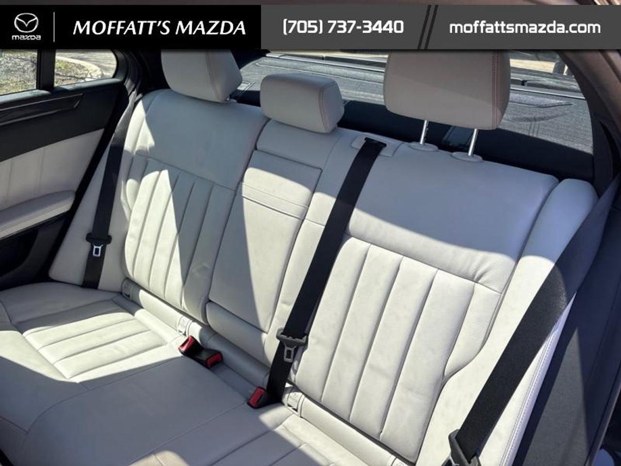 2016 Mercedes-Benz E E 400 4MATIC Photo