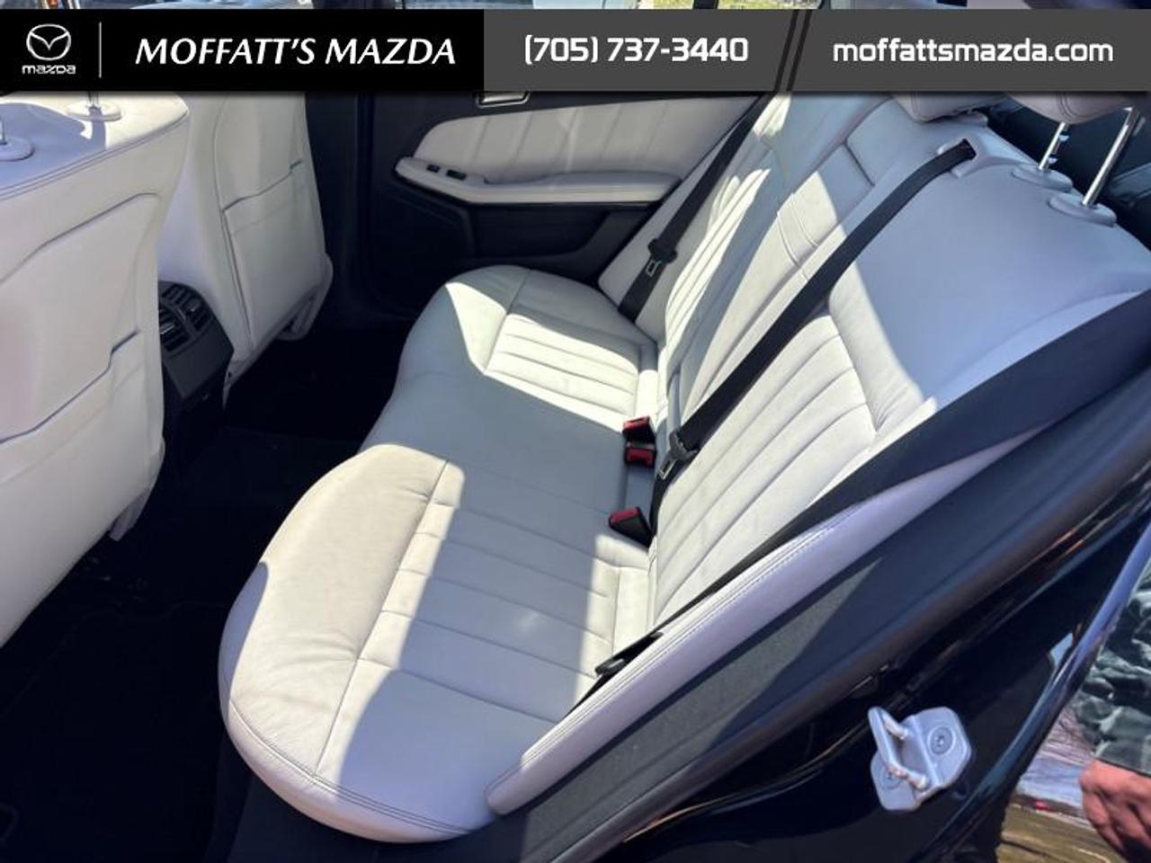 2016 Mercedes-Benz E E 400 4MATIC Photo