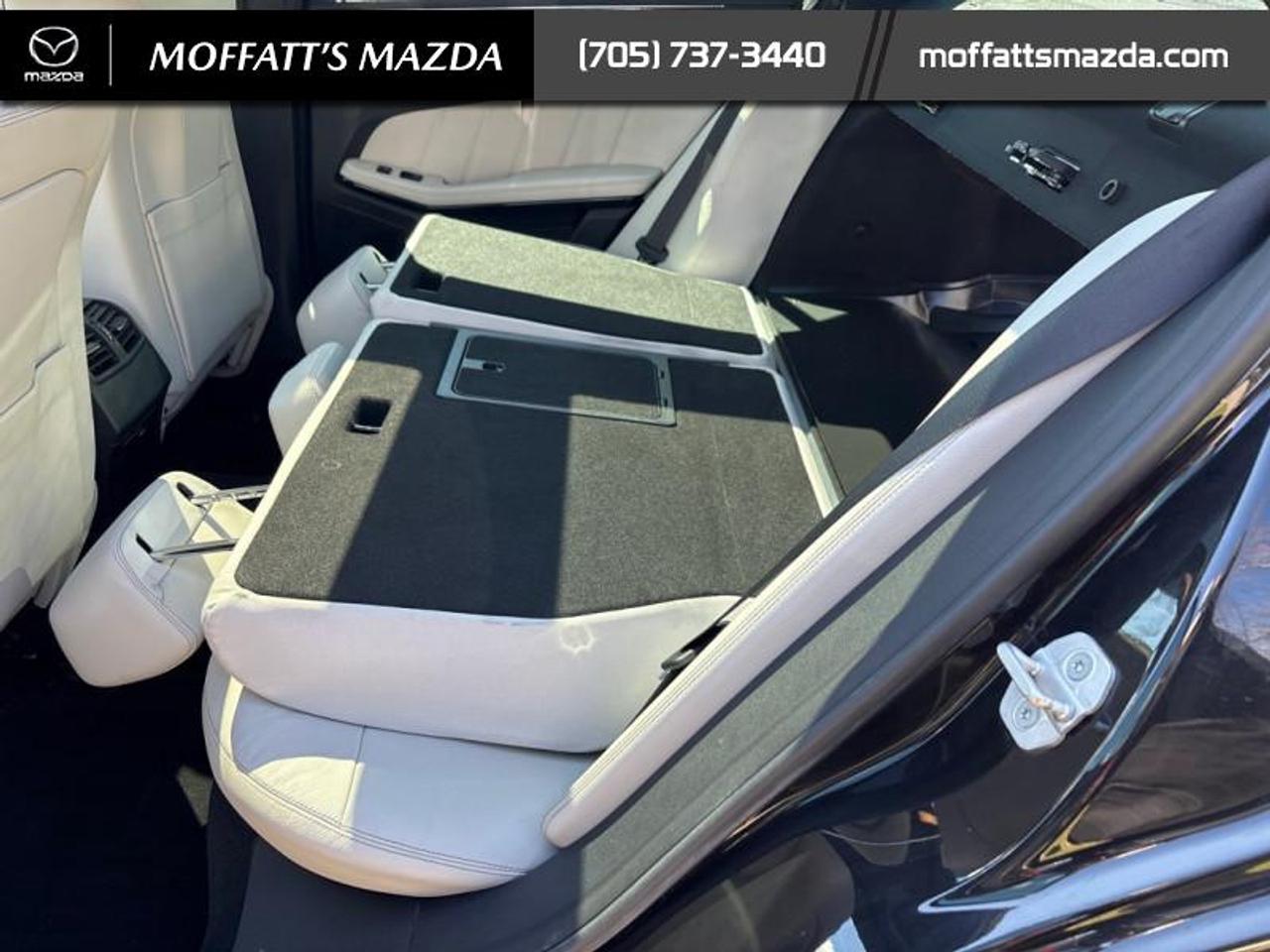 2016 Mercedes-Benz E E 400 4MATIC Photo