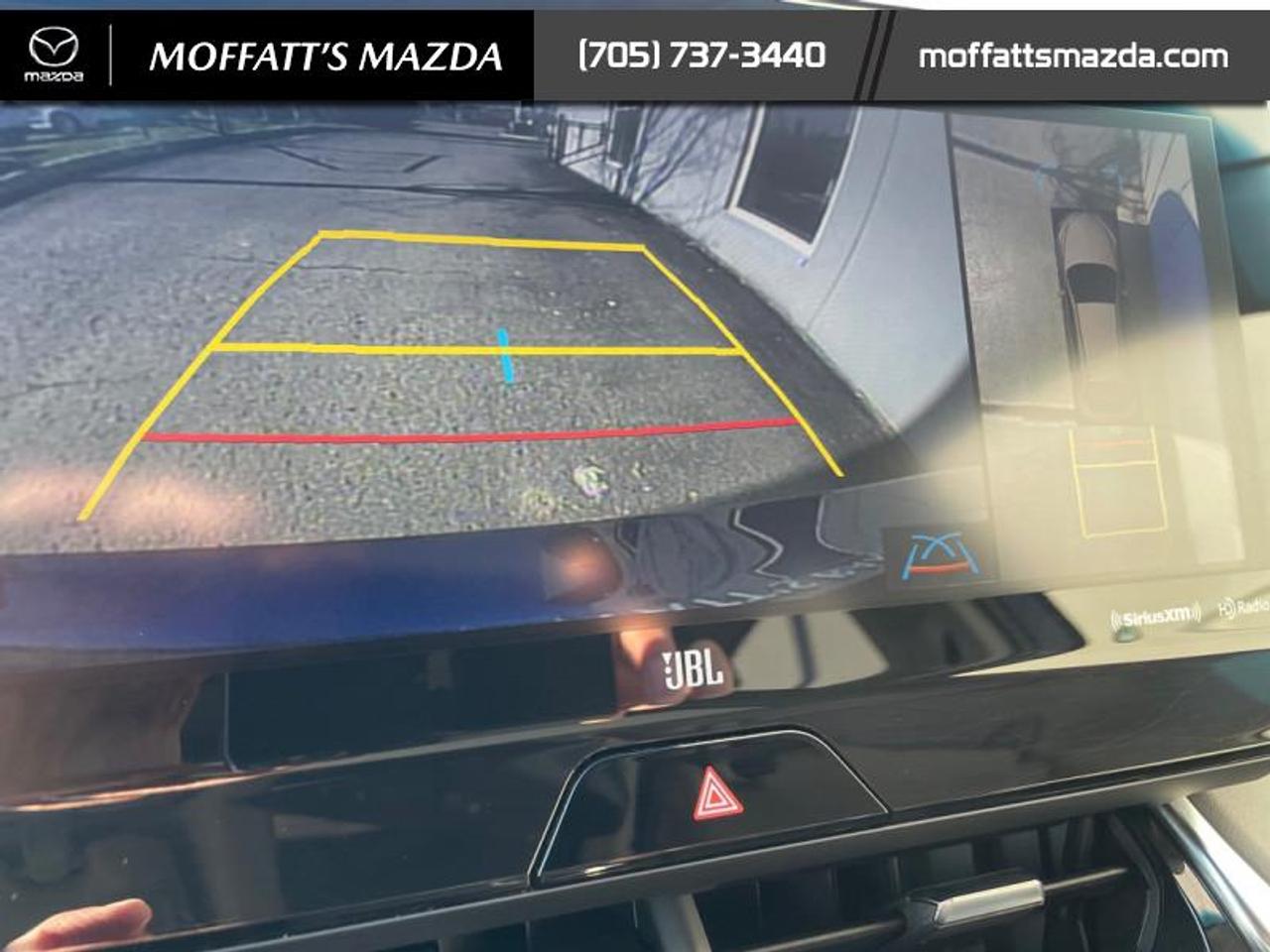 2021 Toyota Venza LIMITED Photo