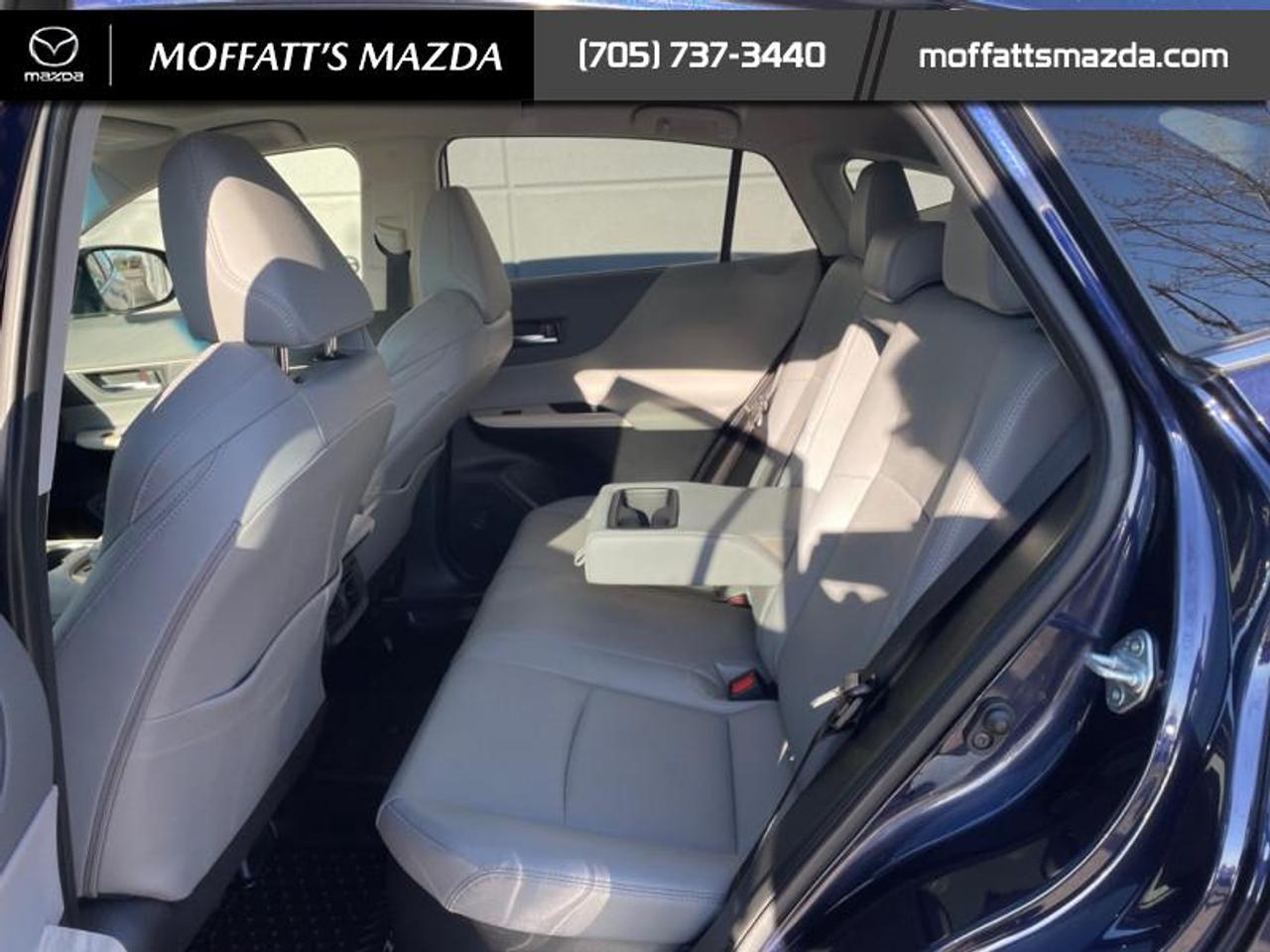 2021 Toyota Venza LIMITED Photo
