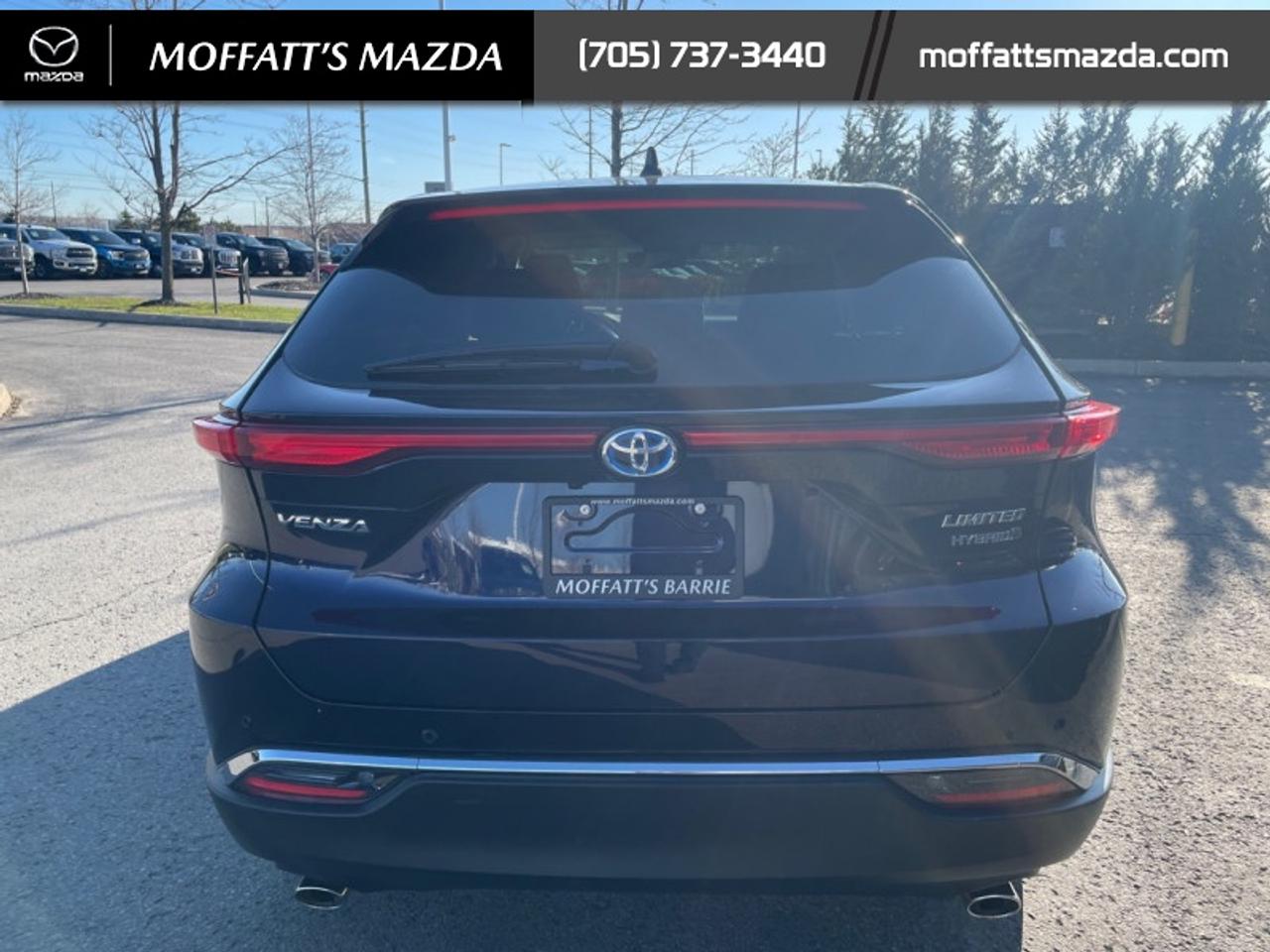 2021 Toyota Venza LIMITED Photo3