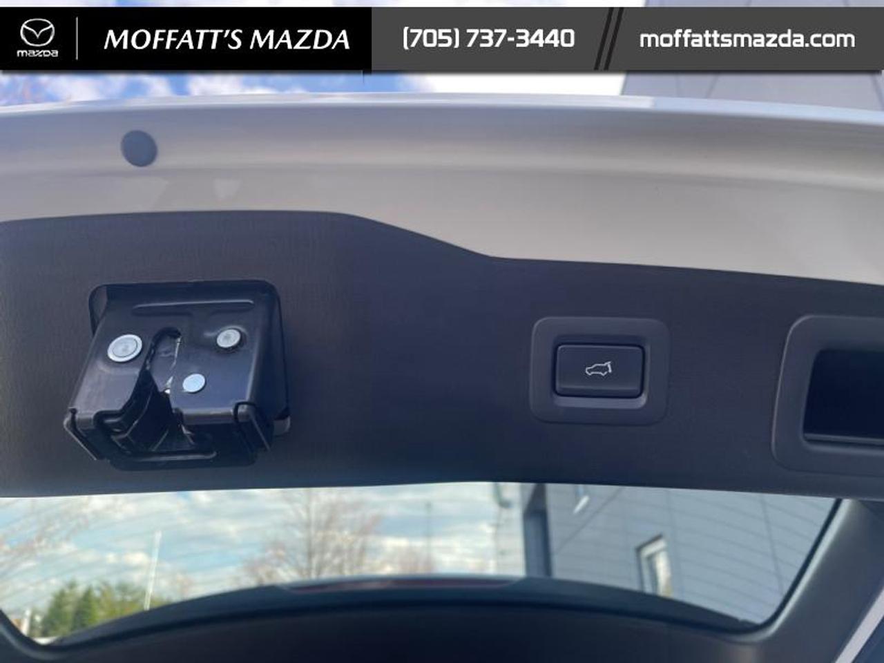 2023 Mazda CX-5 Signature Photo